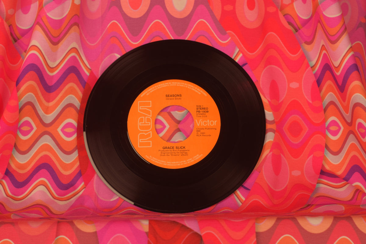 Grace Slick – "Seasons" b/w "Angel of Night" 7" Vinyl Single (RCA Victor, 1980) - VG / G