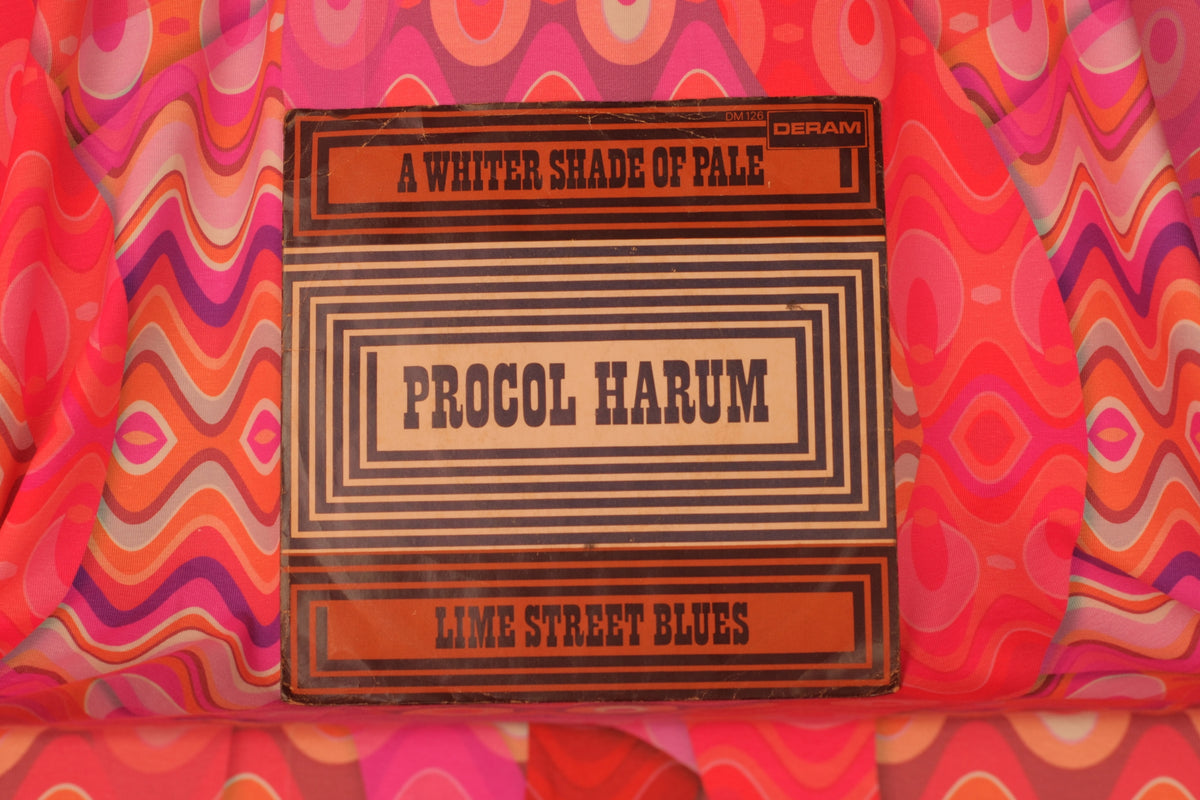 Procol Harum – "A Whiter Shade of Pale" b/w "Lime Street Blues" 7" Vinyl Single (Deram, 1967) - G / G